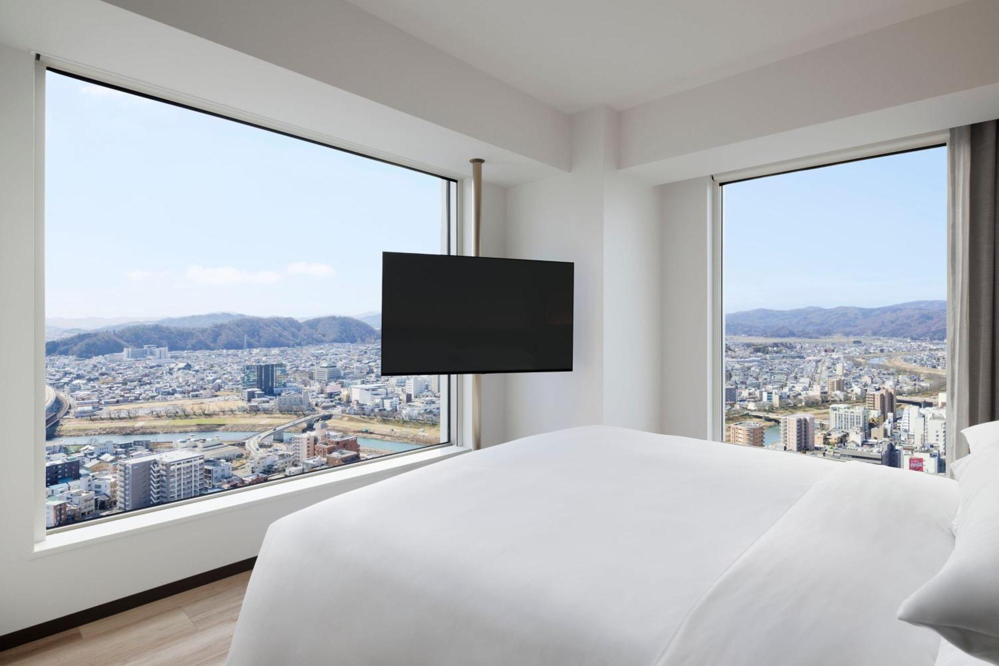 Courtyard By Marriott Fukui Hotel ภายนอก รูปภาพ